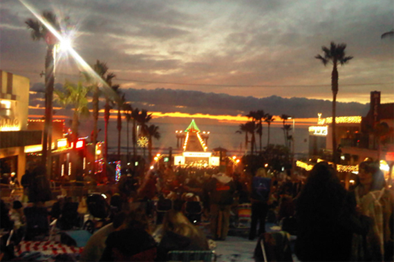 Christmas in Manhattan Beach